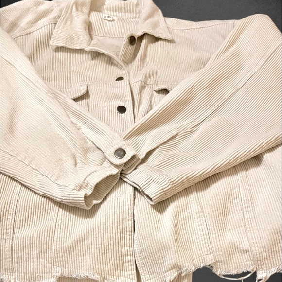Nice Women’s Corduroy Collared Long Sleeve 2XL Snap Button Jacket w/Frayed Hem - Picture 3 of 8